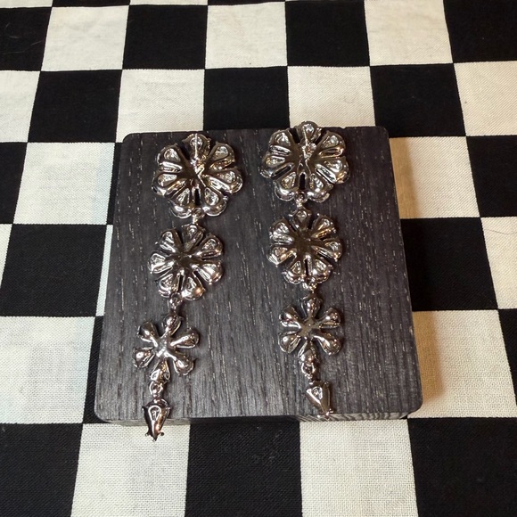 Crystal Flower Drop Earrings - Picture 3 of 5
